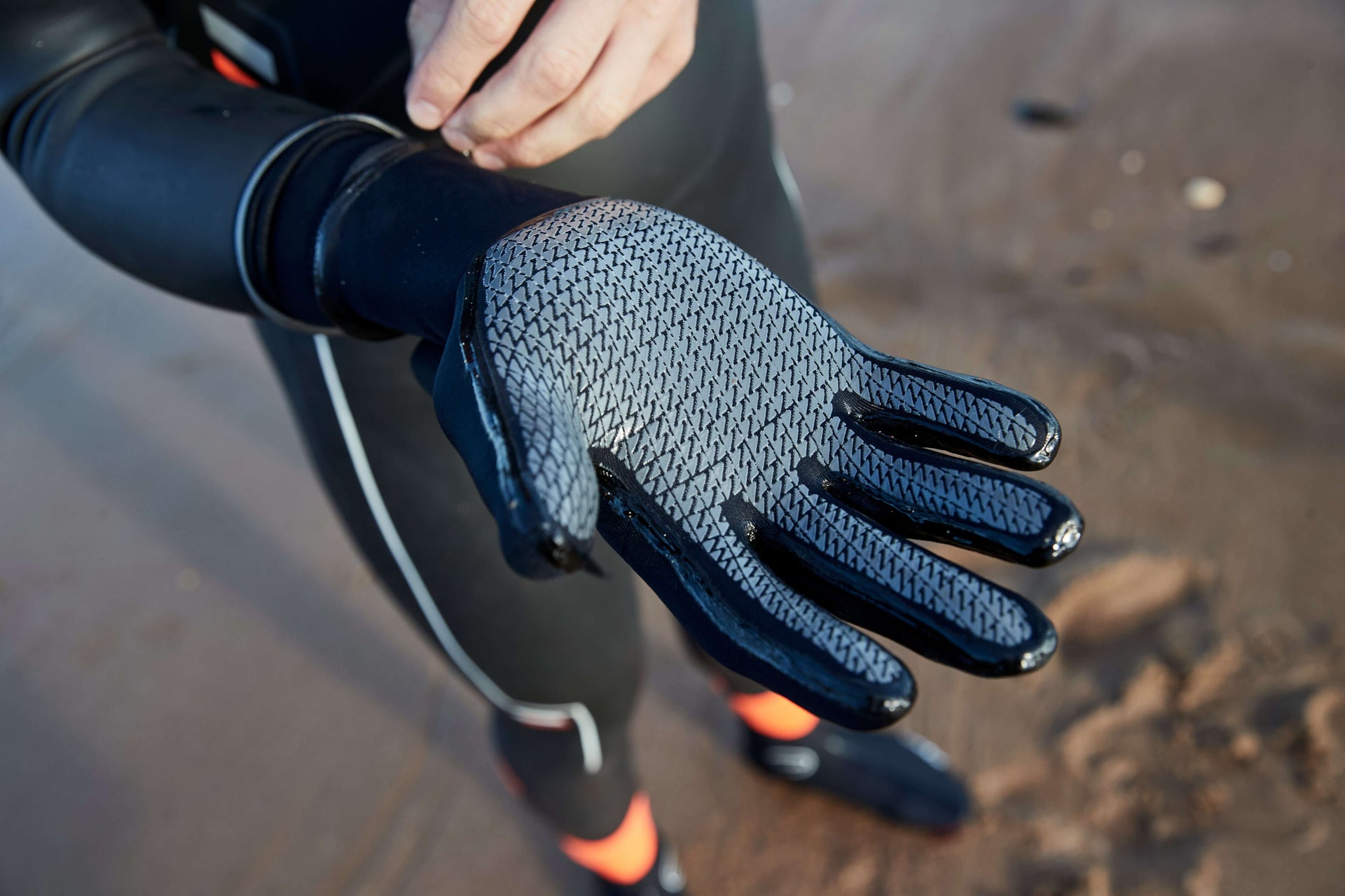 Heat-Tech-Schwimmhandschuhe für ultimative Wärme und Komfort – ZONE3