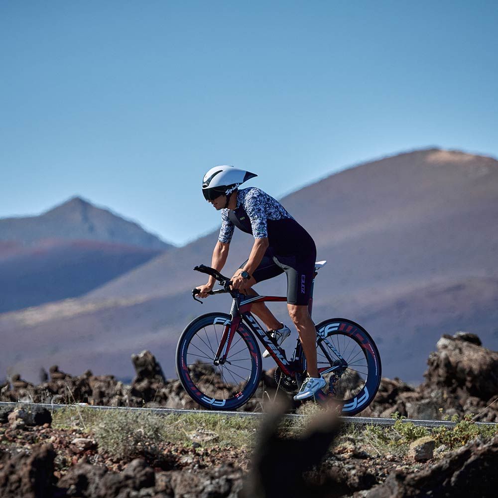 Lava Short Sleeve Trisuit - ZONE3 UK