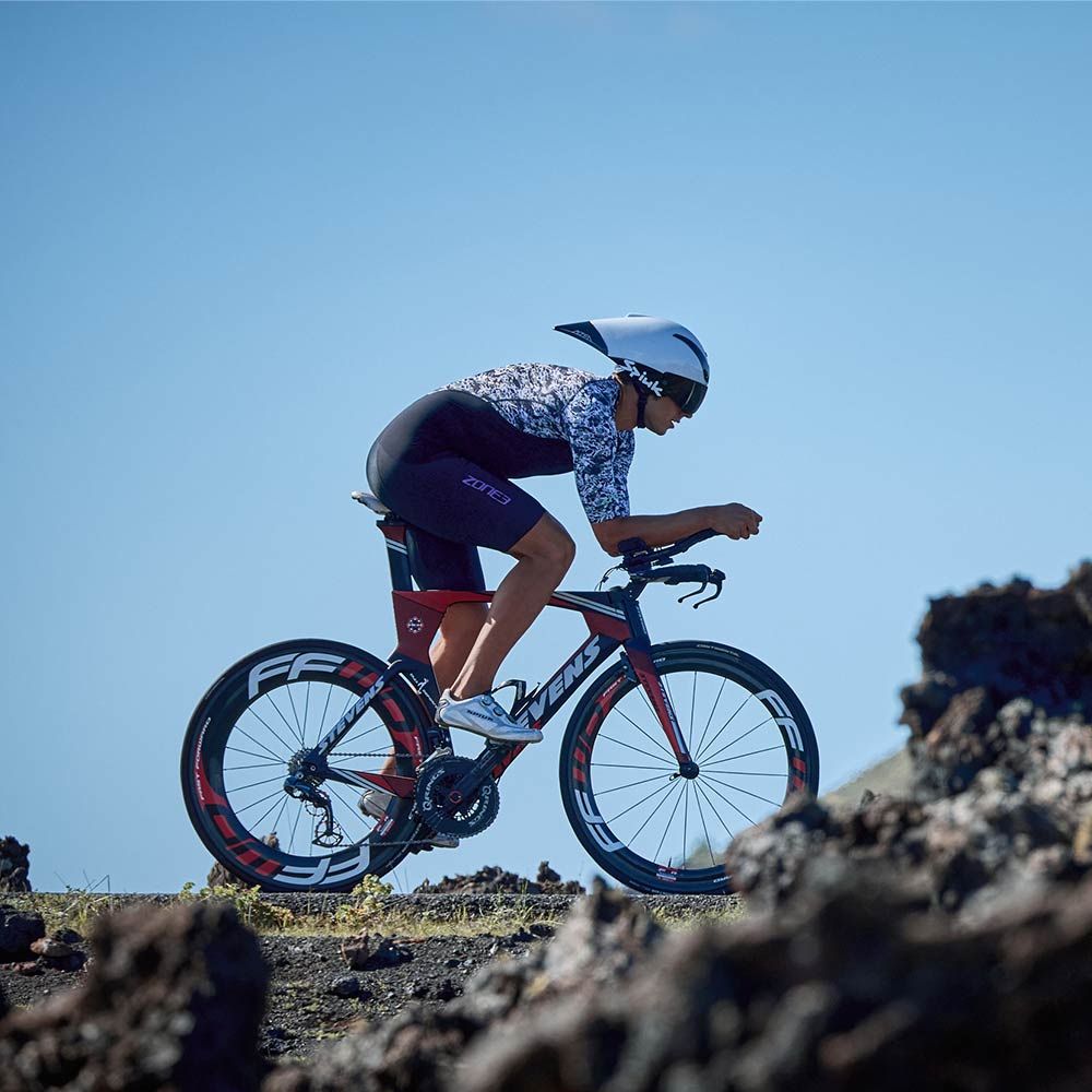 Lava Short Sleeve Trisuit - ZONE3 UK