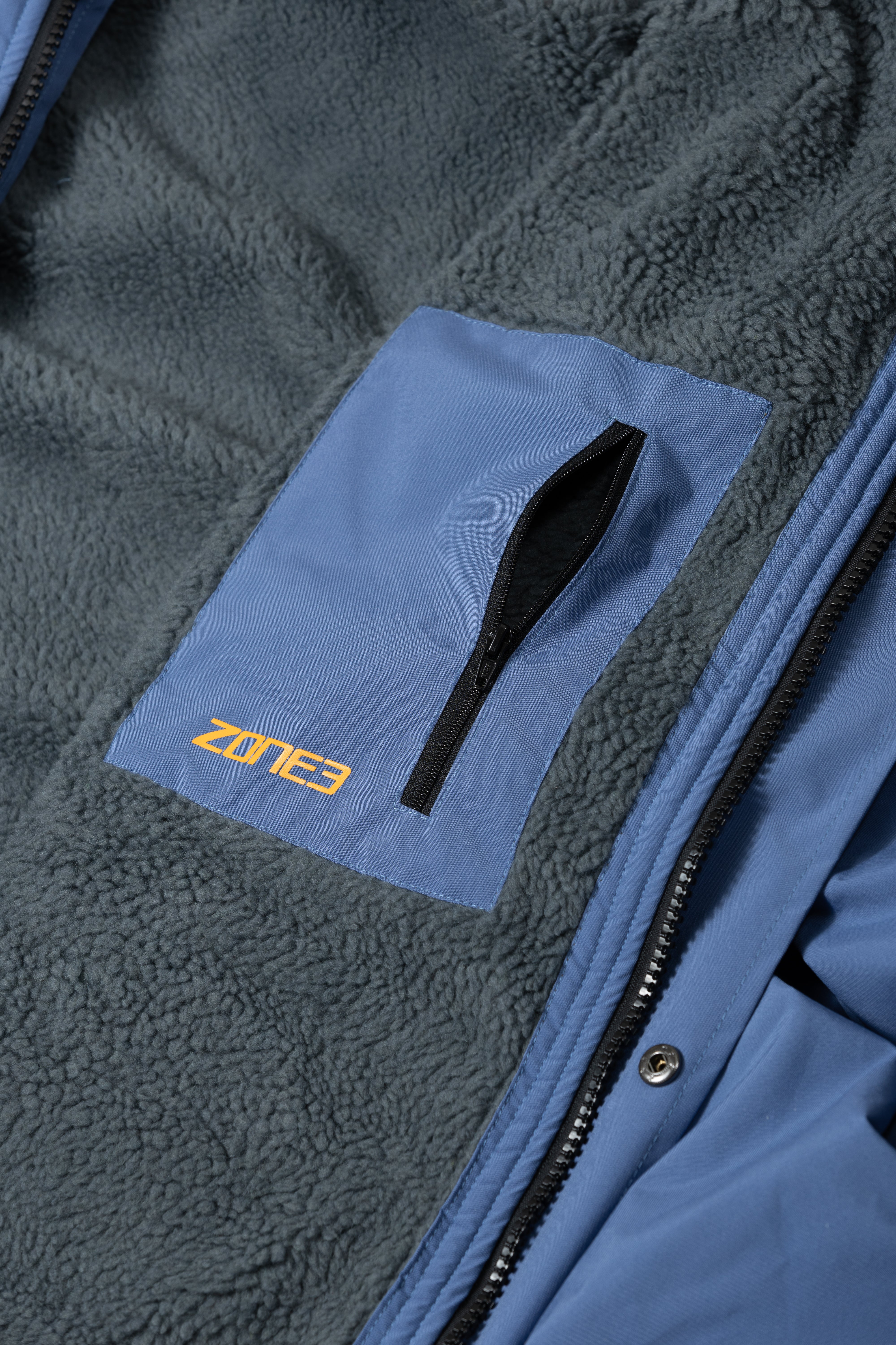 Thermotech Changing Robe – ZONE3