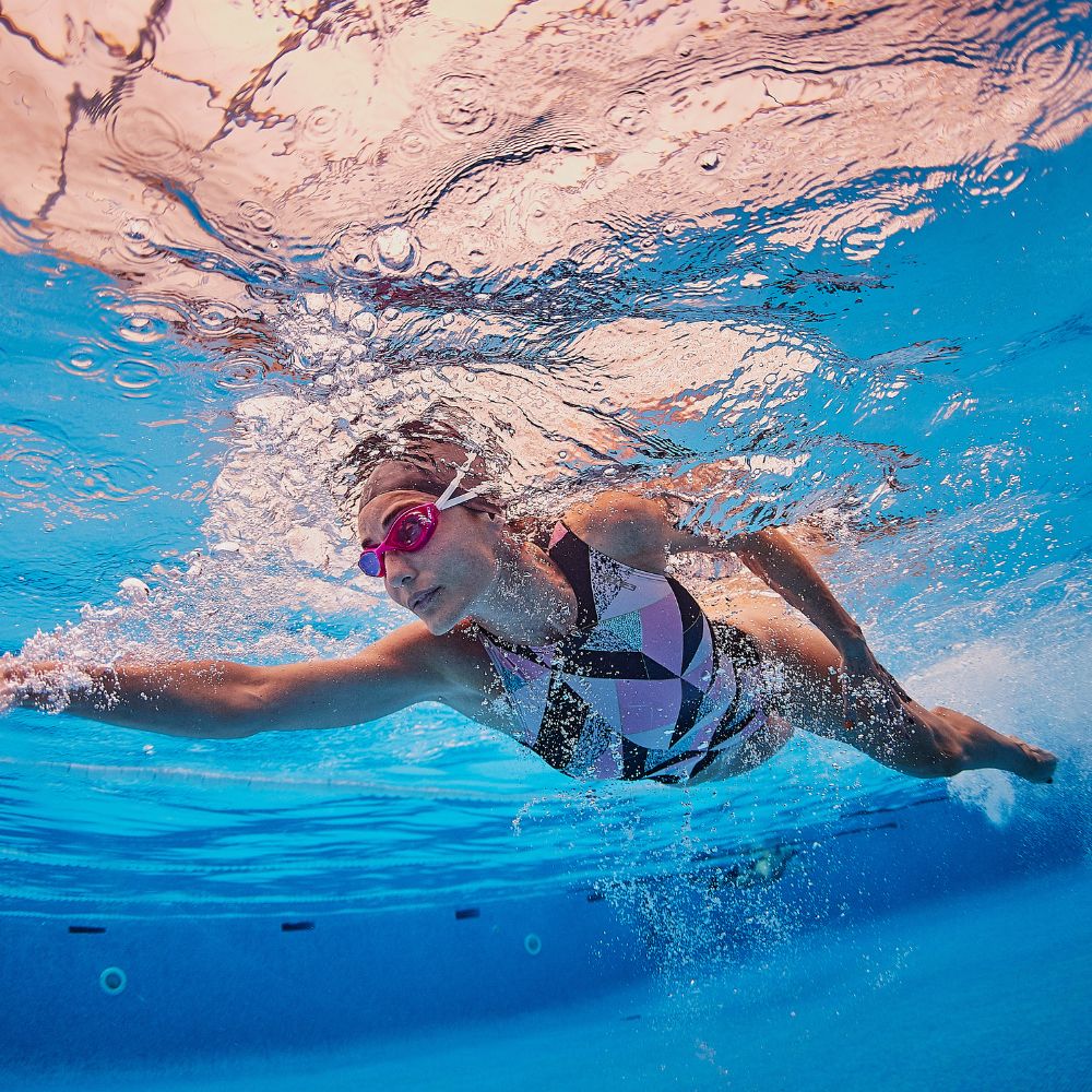 Maillot de bain à col montant