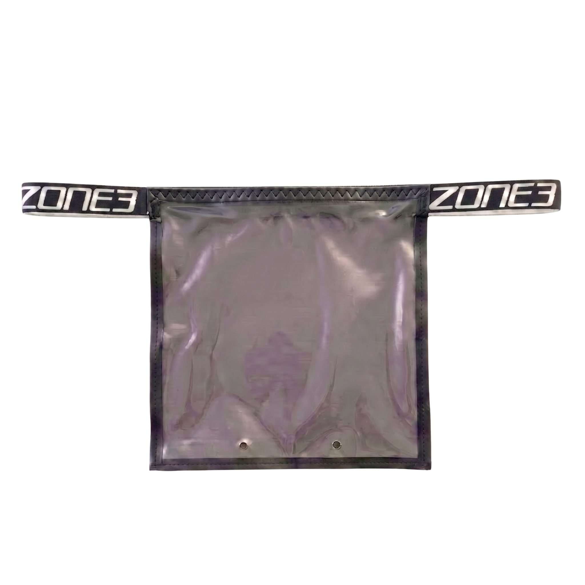 Une pochette de protection en plastique transparent Zone3 avec une bordure noire et une ceinture élastique noire portant le logo ZONE3 blanc, présenté sur un fond blanc uni.